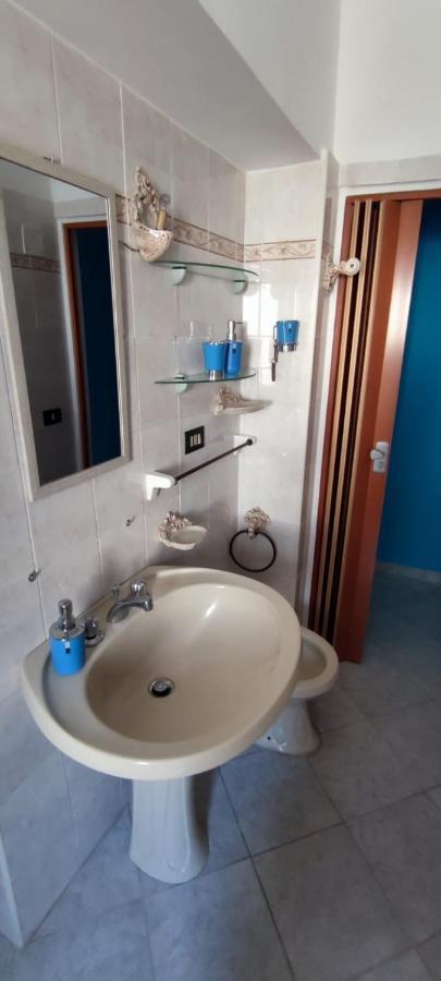 Azzurro Come Il Mare แตร์โมลิ ภายนอก รูปภาพ
